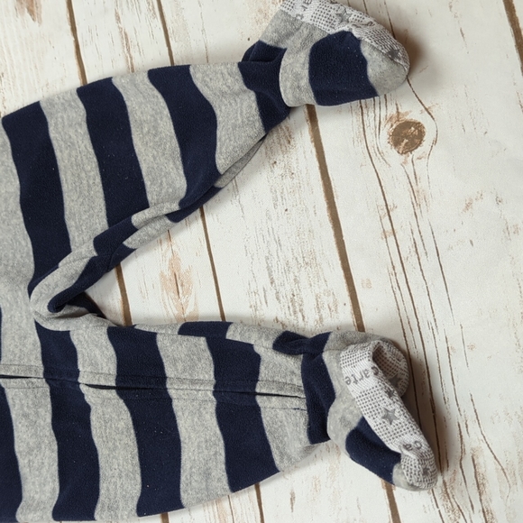 Carter's Navy/Gray Fire Truck Fleece Footies 12M - Picture 5 of 9
